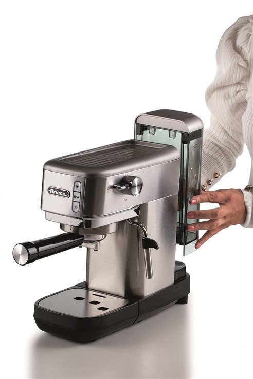 Ariete presenta sus cafeteras Espresso de metal para café molido y  monodosis - Menaje de Mesa y Cocina