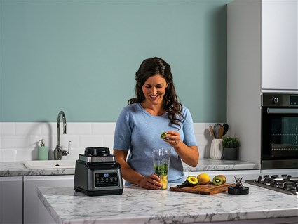 Procesador de alimentos con Auto-iQ BN650EU – Kitchen Center